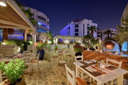 Majestic City Retreat Hotel ( Formerly Majestic Hotel Tower) image 36